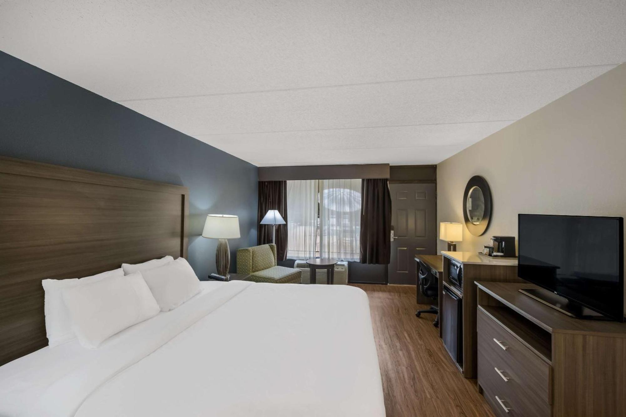 Quality Inn Asheville Airport Φλέτσερ Εξωτερικό φωτογραφία