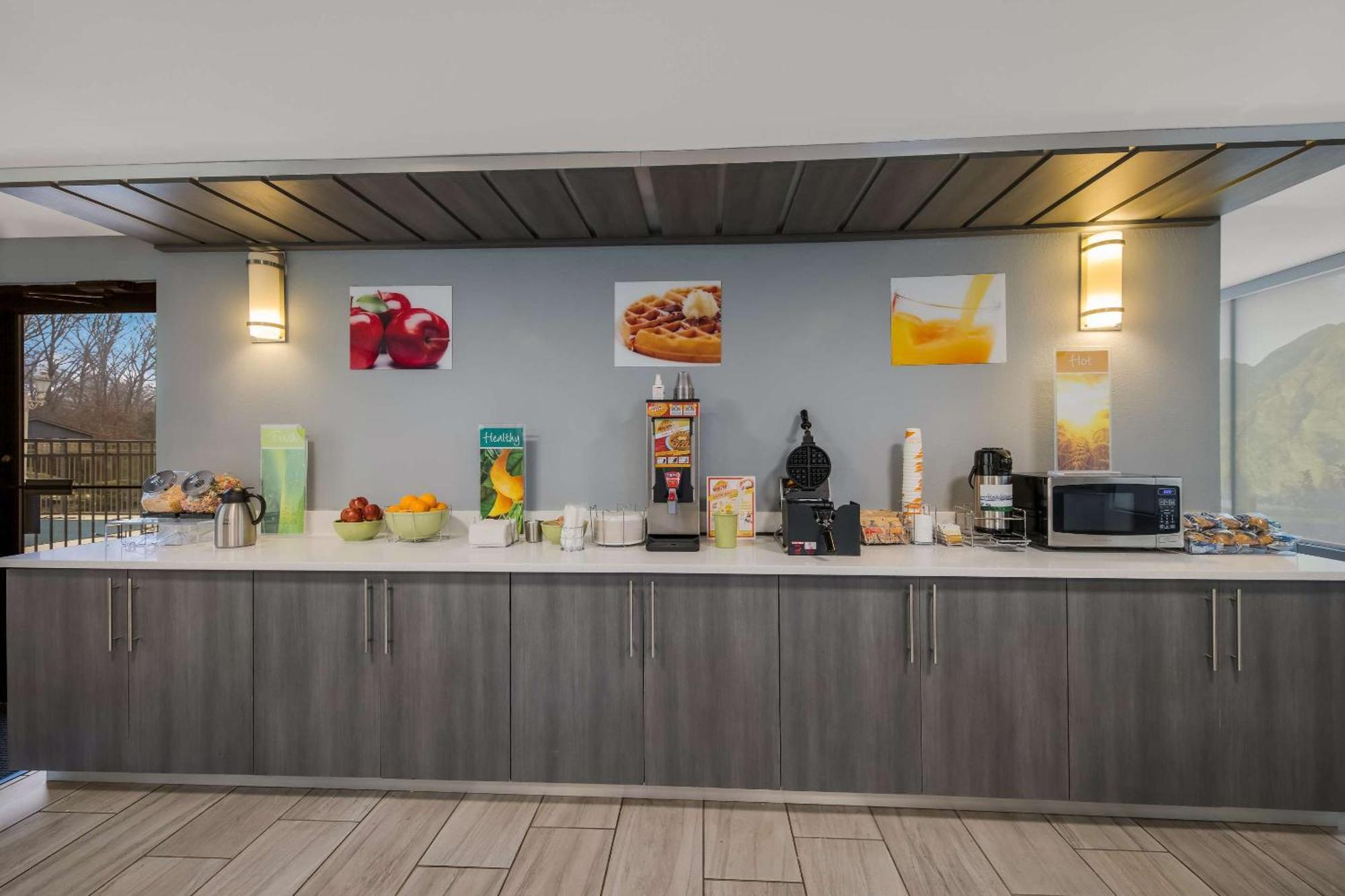 Quality Inn Asheville Airport Φλέτσερ Εξωτερικό φωτογραφία