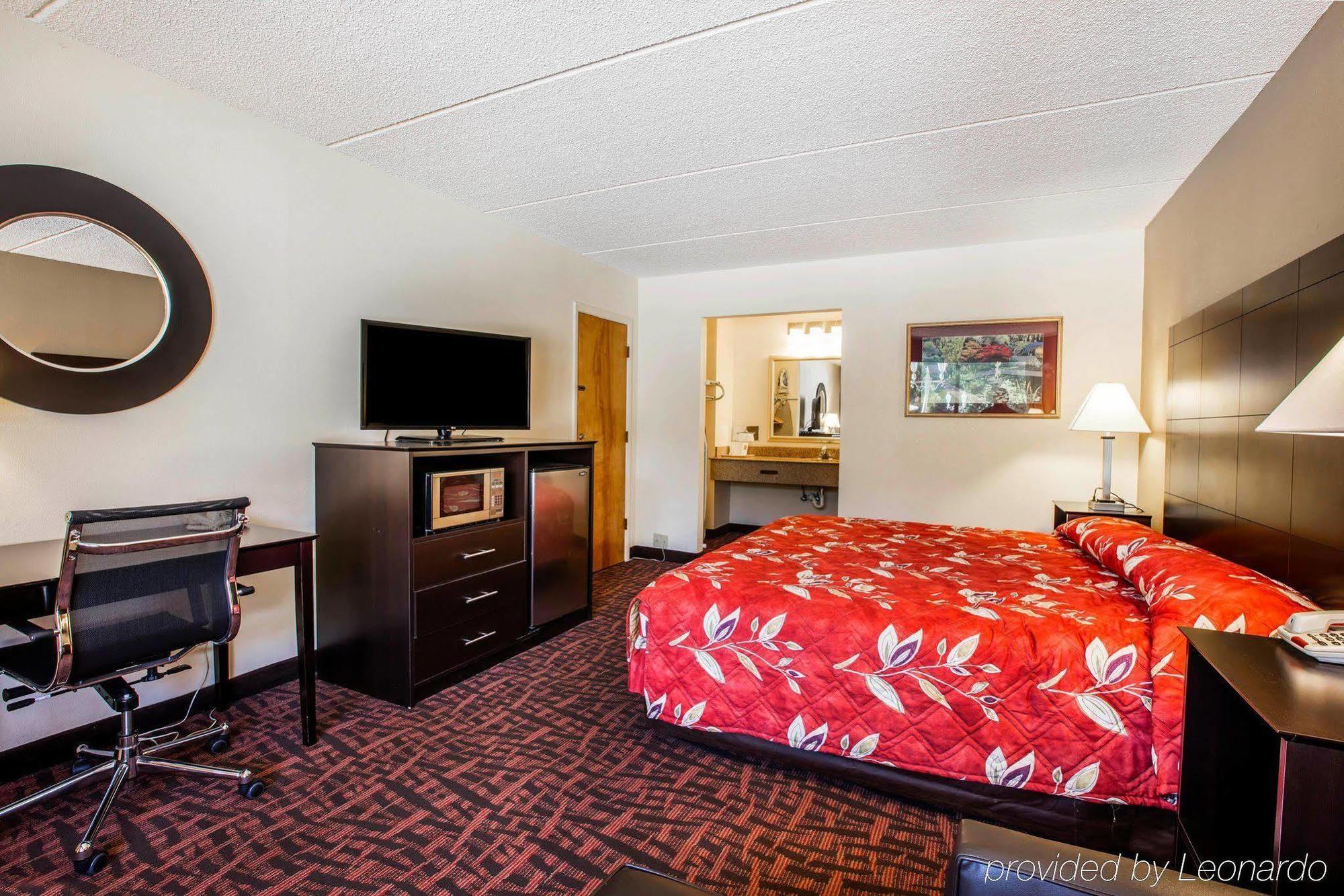 Quality Inn Asheville Airport Φλέτσερ Εξωτερικό φωτογραφία