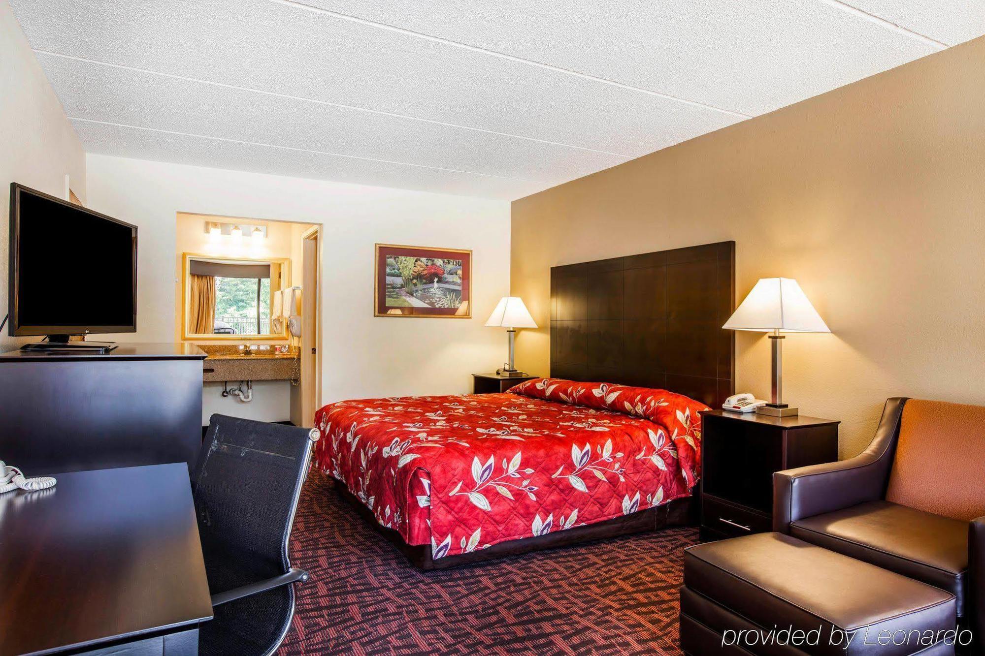 Quality Inn Asheville Airport Φλέτσερ Εξωτερικό φωτογραφία